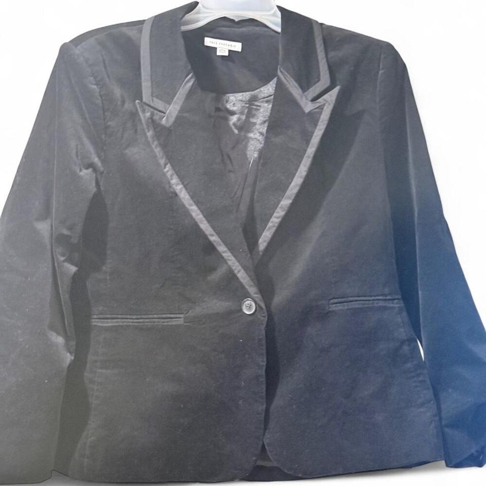 Free Assembly Black Satin Trim Blazer – Women’s XL 16–18